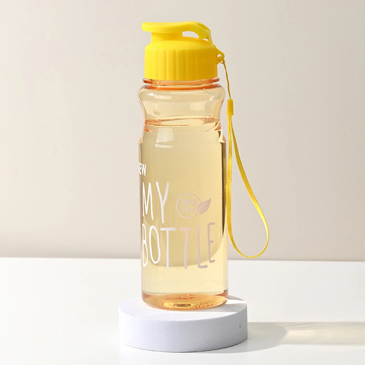 550ml Plastic Water Bottle Portable Sports Cup With Anti Drop Rope Outdoor Water Container Color Transparent Pet Flip Cover American Fitness CLub